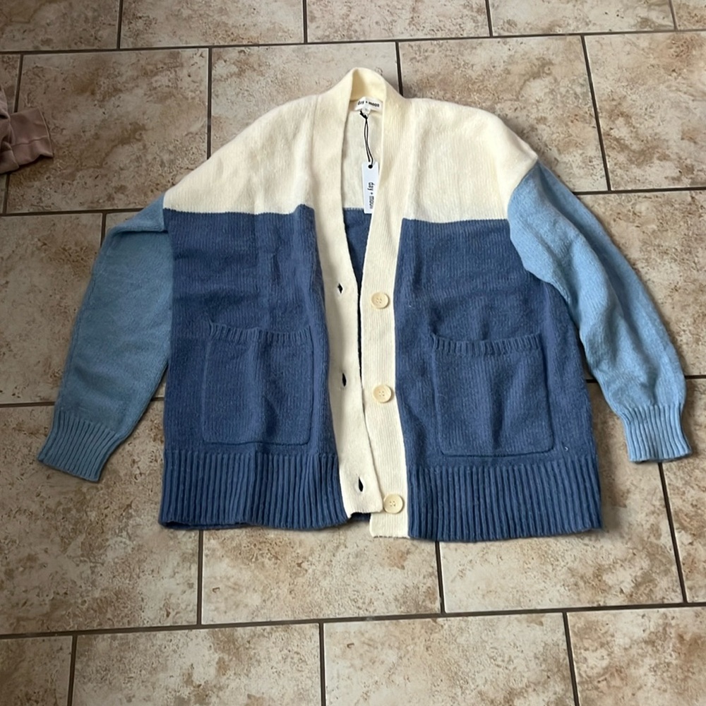 Day and Moon Brand Colorblock Cardigan. NWT
